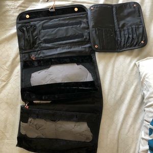 Travel organizer